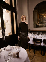 Clea Midi Skirt Black