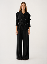 Avenue Cropped Trench - Black