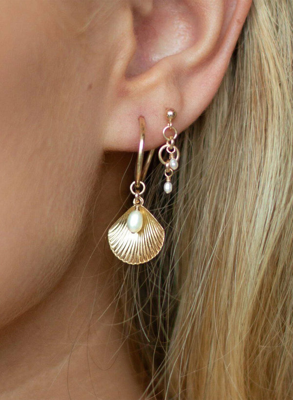 Ula Shell Hoop Earrings Gold